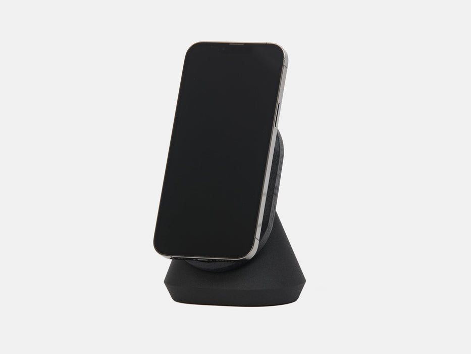 Oakywood MagSafe iPhone Stand